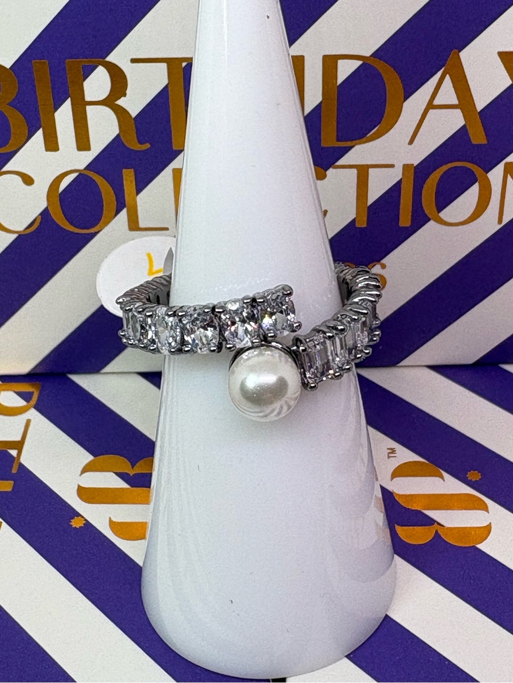 Bomb Party June Ring Midnight Pearl Drop